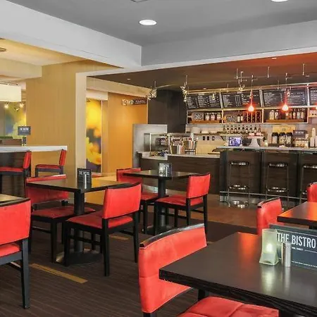 Courtyard By Marriott Hotel